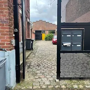 Appartement Beau Cosy Et Meuble Lez Lille, France, Loos